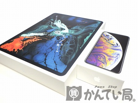 @iPad Pro 12.9インチ（第3世代） Cellular 256GB シルバー MTJ62JA＜19000133＞中央3.jpg