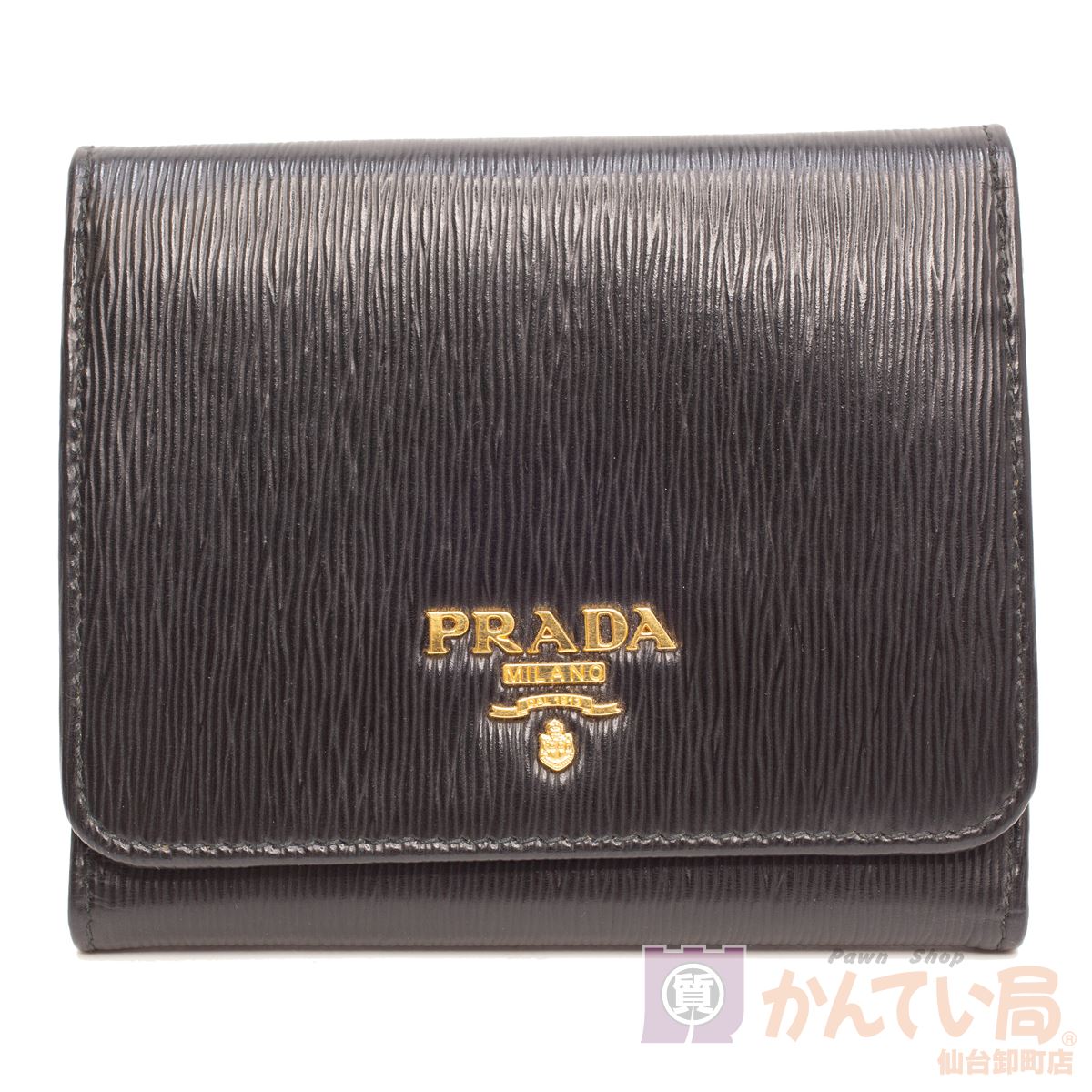 Prada　サフィアーノ