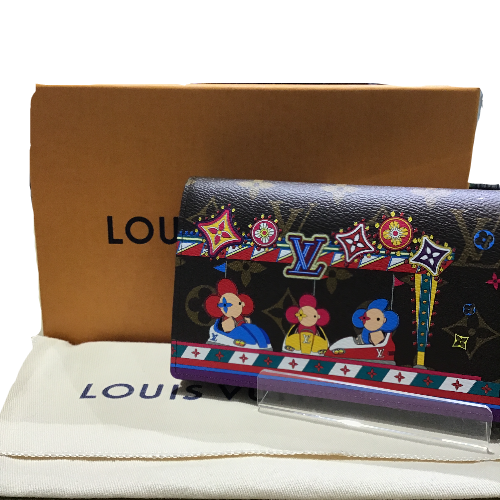 LV_M69747付属品-removebg-preview.png