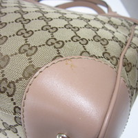 GUCCI ハンドバッグ 右角汚れ 220123.JPG