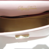 ROGER VIVIER 内側 220125.JPG